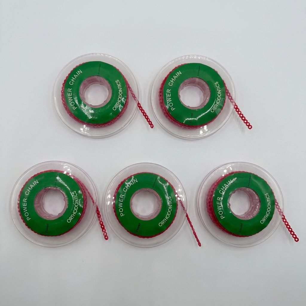 Dental Orthodontic Power Chain – Short & Closed, Multiple Color for Tooth Movement & Space Closure