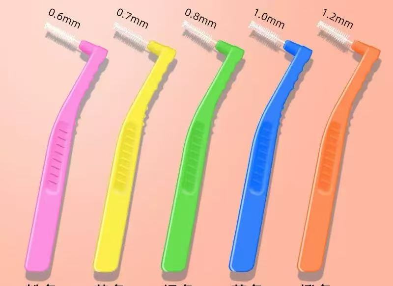 different_sizes_on_interdental_brush